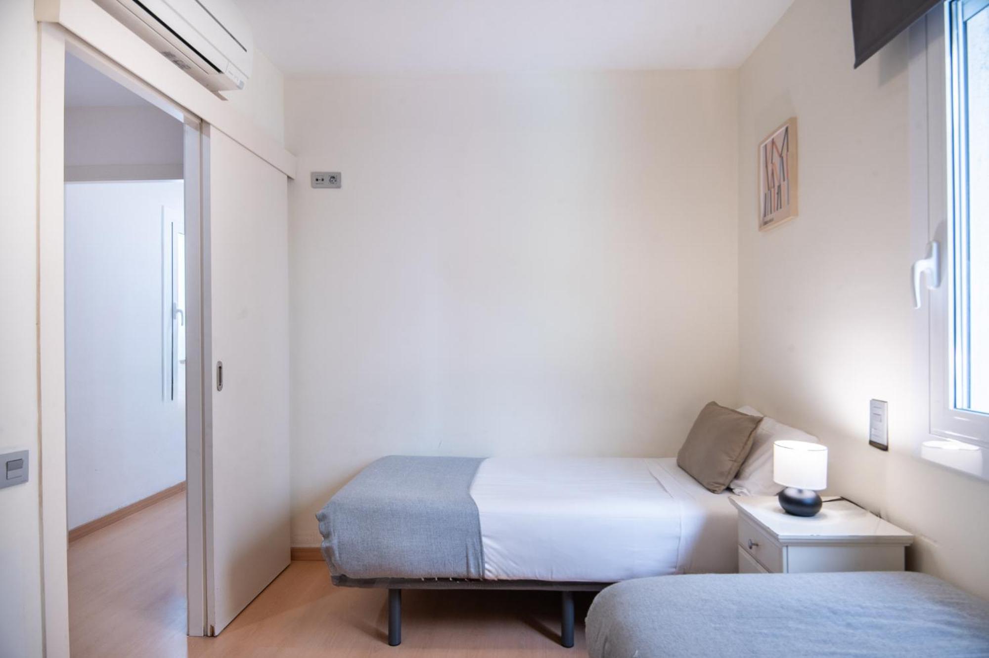 R&B Muntaner Apartamento Barcelona Exterior foto